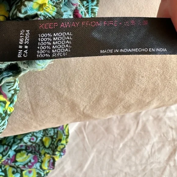 Anthropology Floral Wide Leg Flowy Pants. - Picture 5 of 5